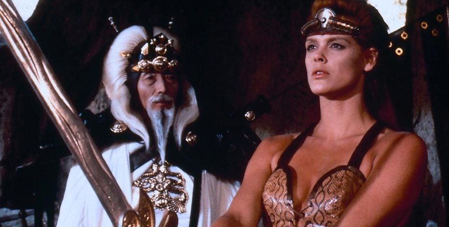 рыжая соня, бриджит нильсен, ремейк, сиквел