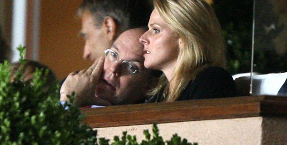 Князь Альбер II и княгиня Шарлен, князь Монако, княгиня Монако, знакомство Шарлен и Альбера, олимпийская чемпионка