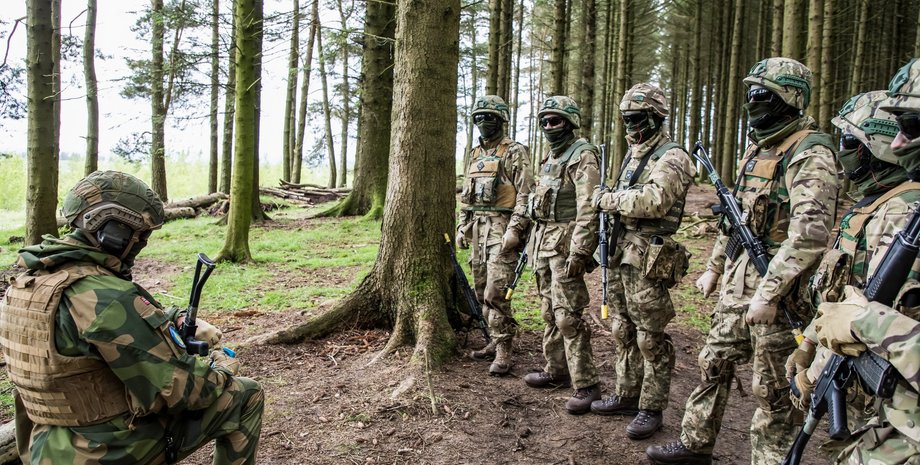 ЗСУ, ліс, підготовка, навчання, інструктор