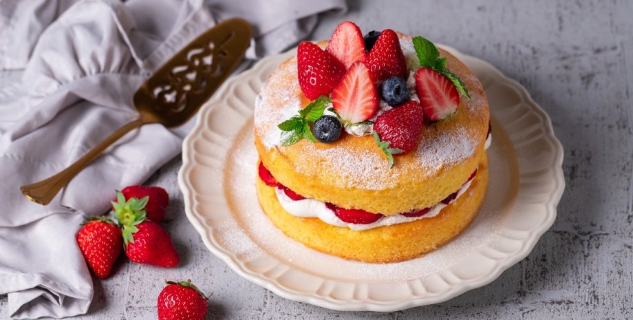 В чем секрет бисквита для торта: рецепт и советы, как его не испортить