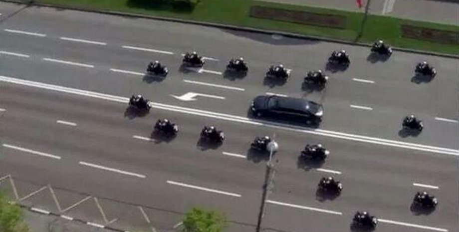 Обработанный графическим редактором кадр из видео 2012 года