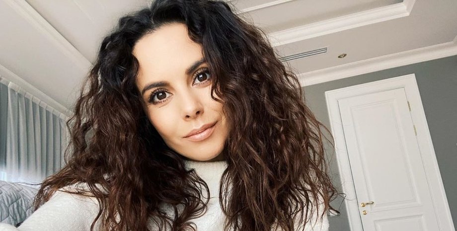 Настя Каменських похизувалася автівкою за мільйон доларів