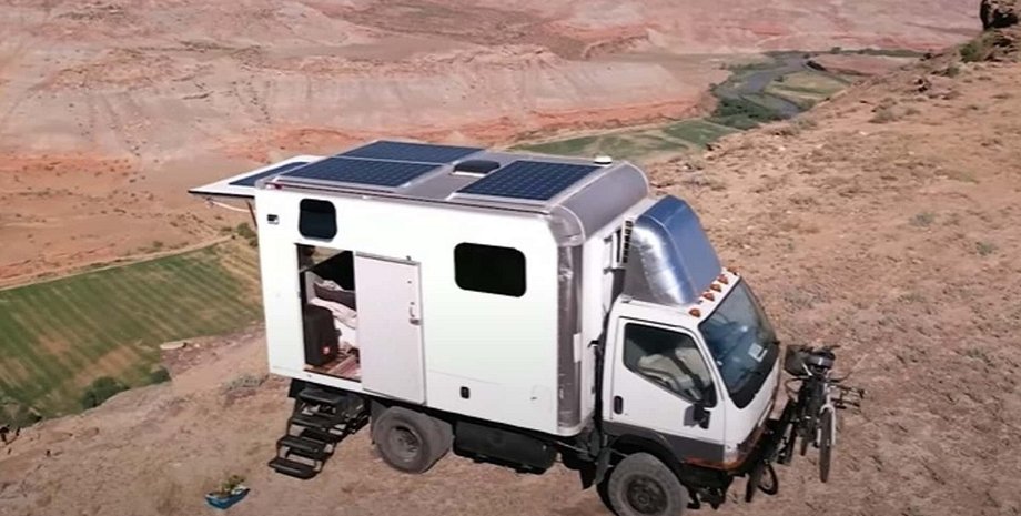 автодом mitsubishi fuso, Mitsubishi Fuso, автодом Mitsubishi, дом на колесах, грузовик Mitsubishi