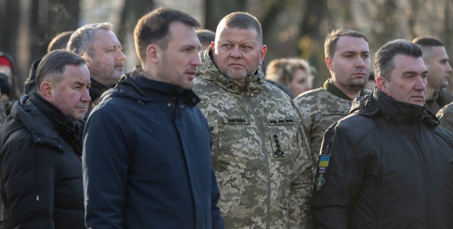 Валерий Залужный, главнокомандующий, главнокомандующий ВСУ, Залужный, Буданов, Данилов