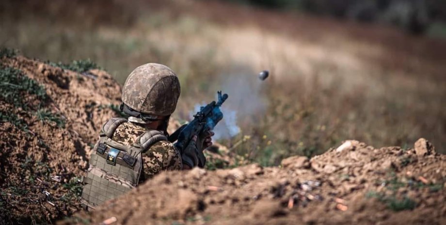 Le personnel géolovanisé a confirmé que les forces armées ont récemment rétabli ...