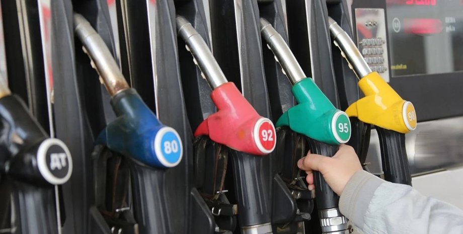Цены на дизель и бензин в Украине 6 апреля цены на азс, цены на бензин, сколько стоит бензин в украине, стоимость дизельного топлива, новые цены на АЗС