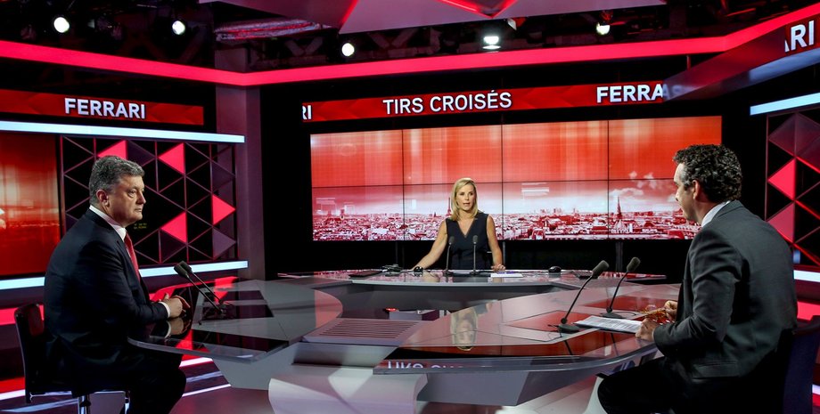 Петр Порошенко в студии iTele / Фото пресс-службы президента