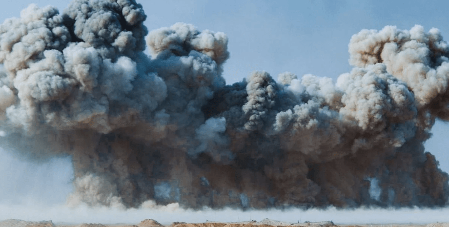 Вибухи в Криму, Крим удари, крим аеродром,