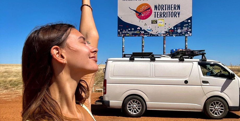 Кассандра Йованович, путешествие по Австралии, дом на колесах