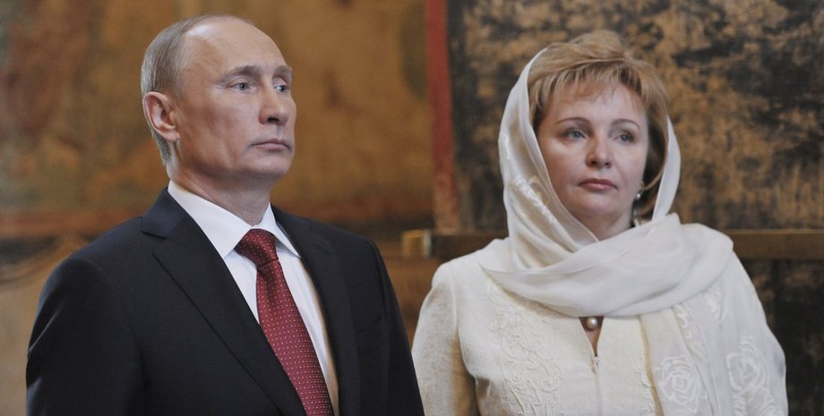Володимир Путін і Людмила Путіна в храмі
