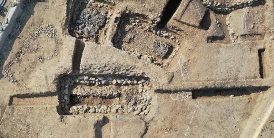 археологи, археологія, гробниця, розкопки, Корея, поховання, предмет, могила, Кьонджу, артефакти, королівство, Сілла