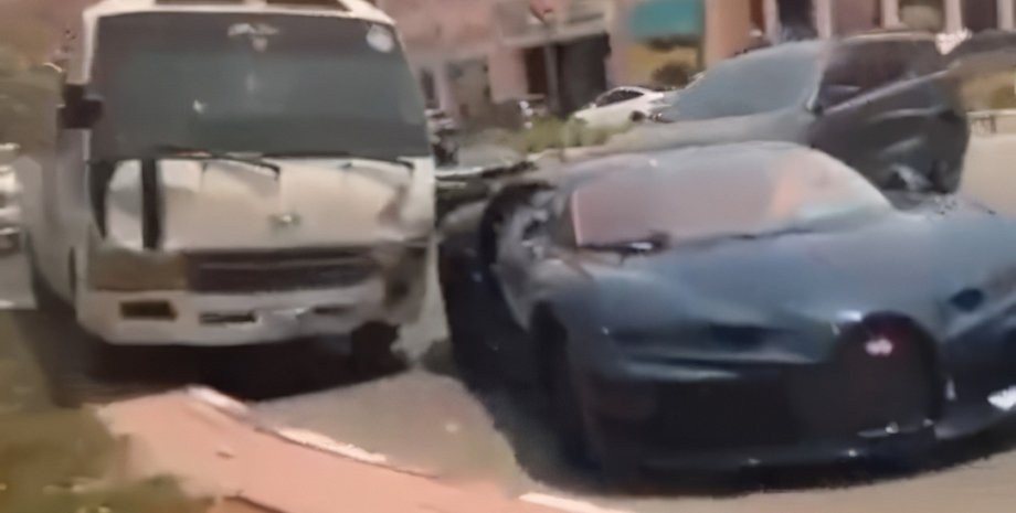 дтп бугатти, Bugatti Chiron Super Sport, Bugatti Chiron, суперкар Bugatti, разбитый суперкар