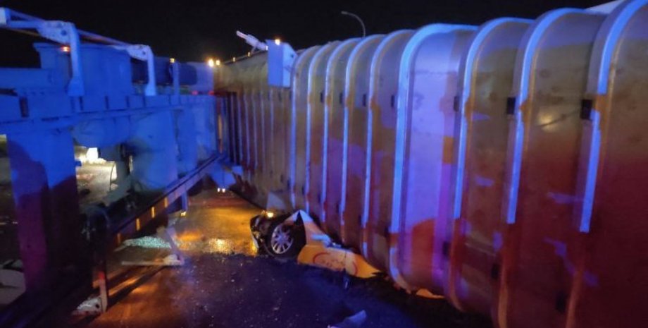 Место аварии в Харькове , дтп