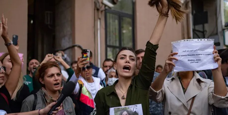 протести в ірані