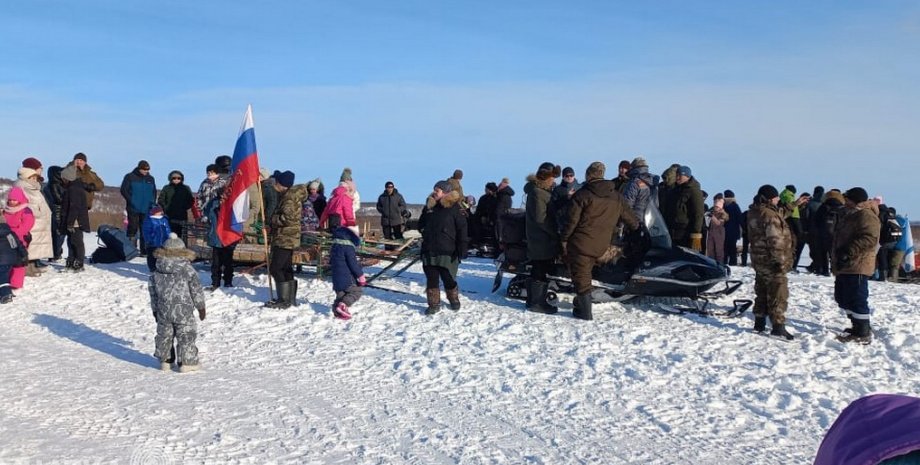 Проводы оккупантов на войну в Украину в селе Седанка на Камчатке В селе Седанка провожают мужчин на войну в Украину