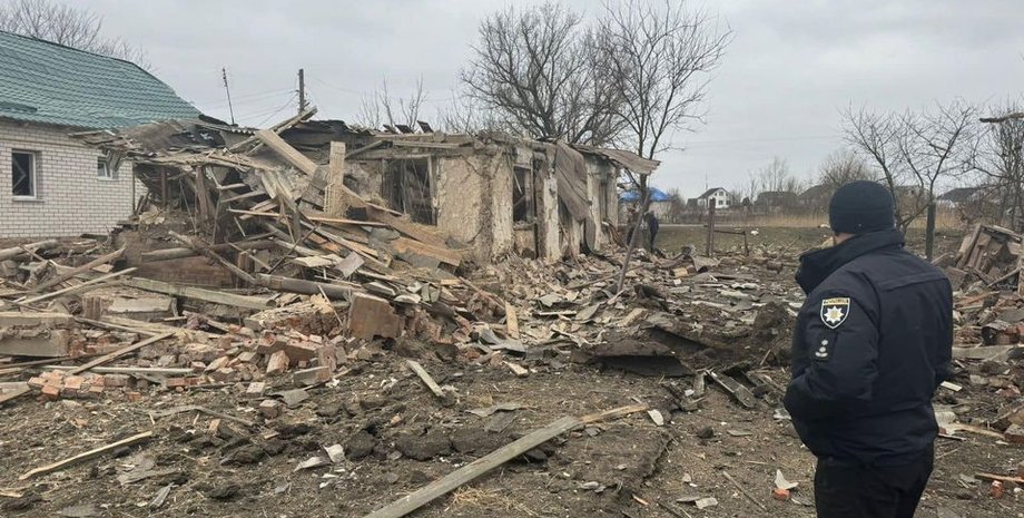 Наслідки обстрілу, Вовчанськ Харківська область, Вовчанськ обстріл ЗС РФ, ЗС РФ КАБи Харківщина, авіабомби Харківщина