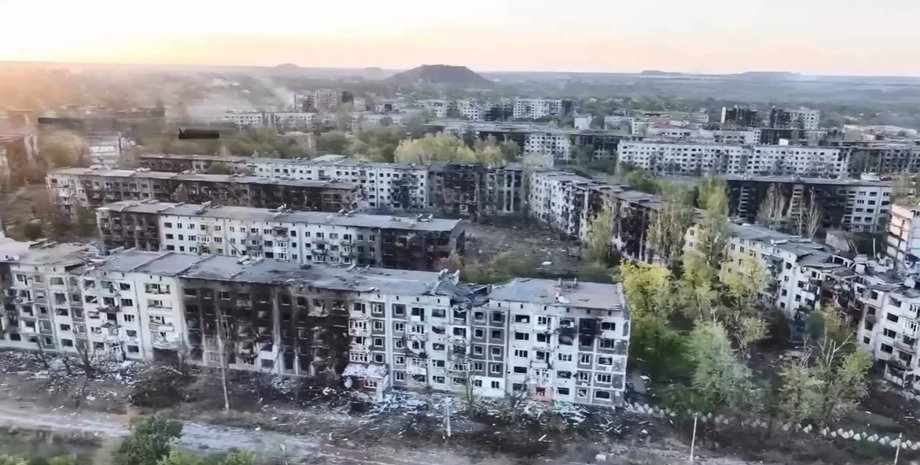 Руїни Мирнограду станом на вересень 2025 Аналітик ISW допоміг користувачам заробити на ставках щодо окупації Мирнограду