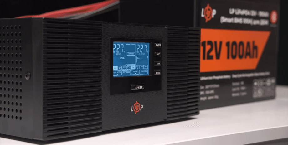 ИБП , аккумулятор, блэкаут, фото