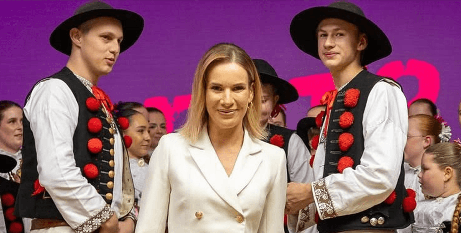 Марта Навроцкая, первая леди Польши