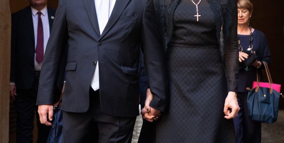 княгиня шарлен, княгиня монако, монако, князь монако, коронация короля карла, король карл, князь альбер