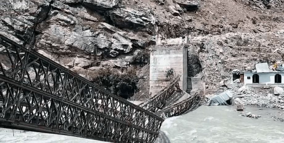 индия, разрушенный мост, фото