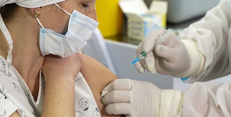 вакцинация в Украине, вакцинация от коронавируса, вакцина от коронавируса