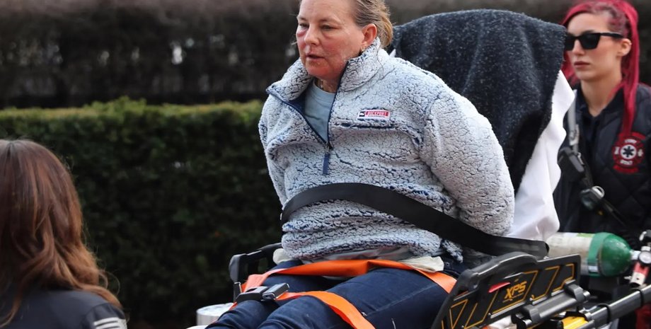 Женщина, ООН, скорая помощь, фото