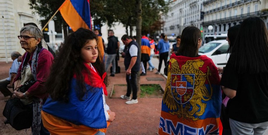 війна в Закавказзі, конфлікт навколо нагірного карабаха, війна в нагірному карабаху, причини війни в карабасі, як почалася війна в карабаху,