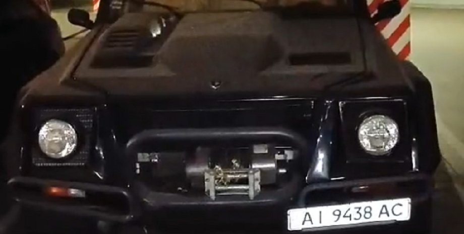 Lamborghini LM002, внедорожник Lamborghini, Lamborghini LM