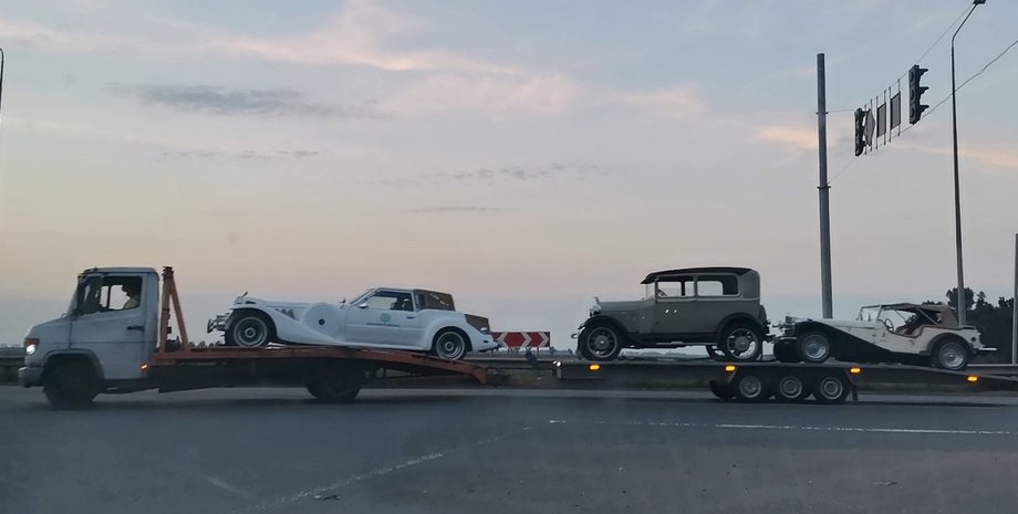 автомобили фельдмана, фельдман экопарк, Александр Фельдман, коллекция авто, ретро авто