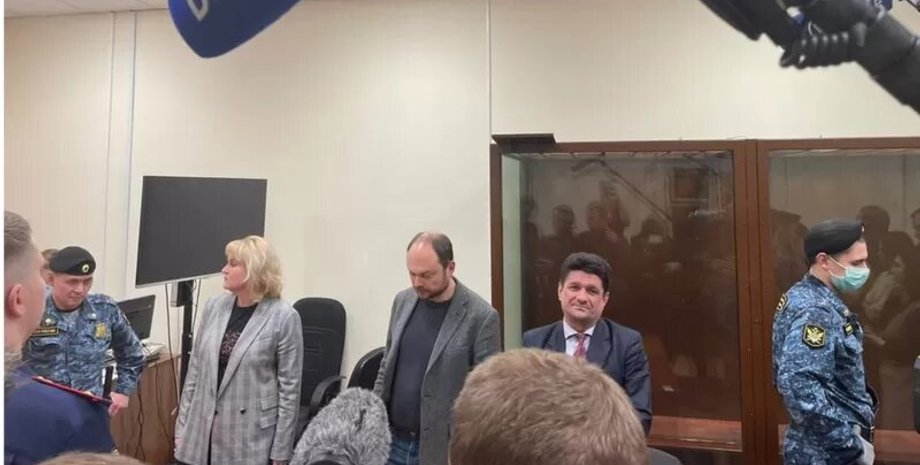 Кара-Мурза, суд, журналисты, фото