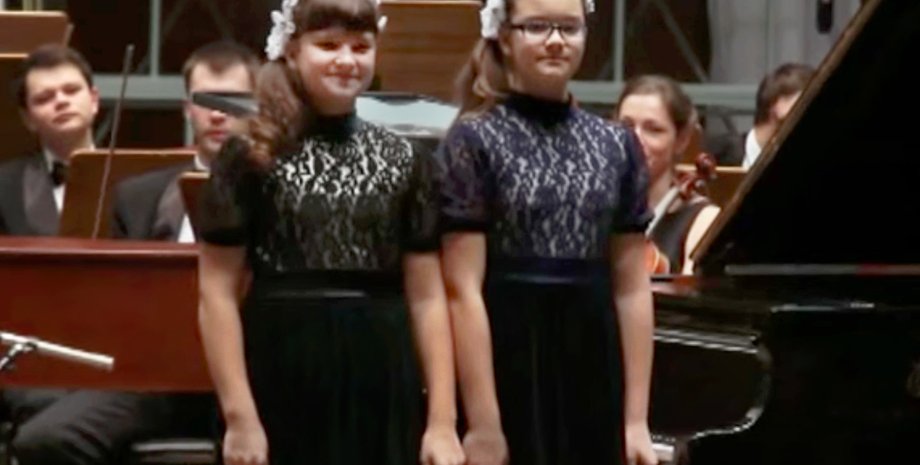 Дарья и Анастасия Лукашенко /Фото: YouTube