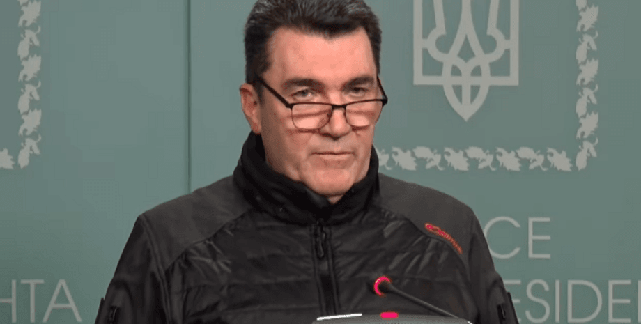 Алексей Данилов