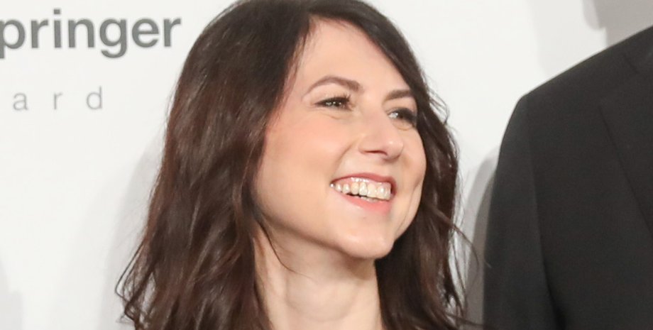 скотт, маккензи скотт, экс-жена джеффа безоса