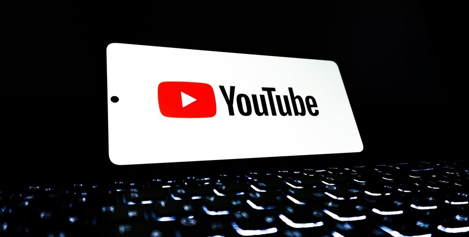 Приложение Youtube на смартфоне