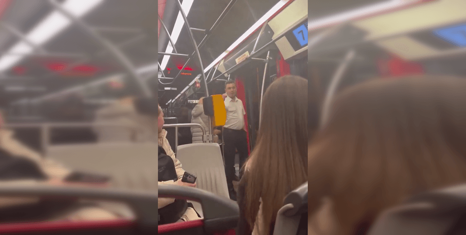 прага, трамвай, чехия, пассажиры