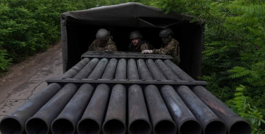 Бойцы ВСУ Украинские военные