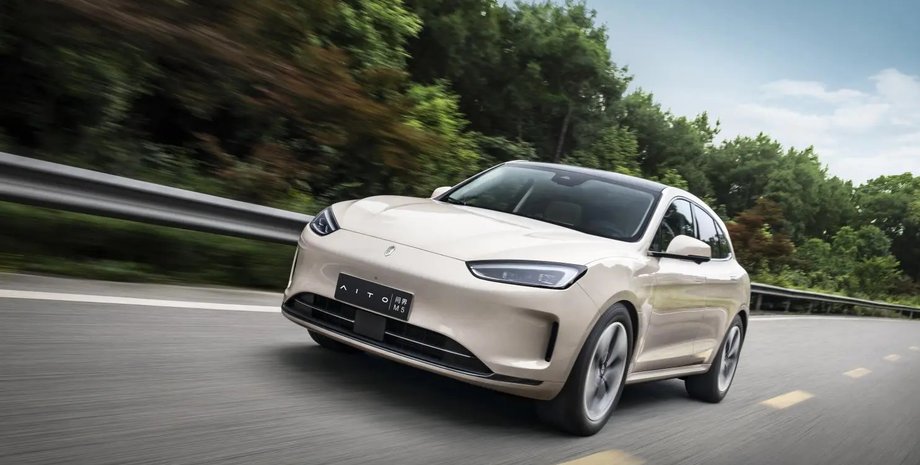 Huawei AITO M5e, AITO M5e, автомобиль Huawei, электромобиль Huawei, кроссовер Huawei, электрокар Huawei