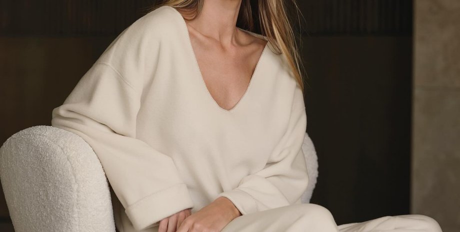 Роузи Хантингтон-Уайтли, красота, губы