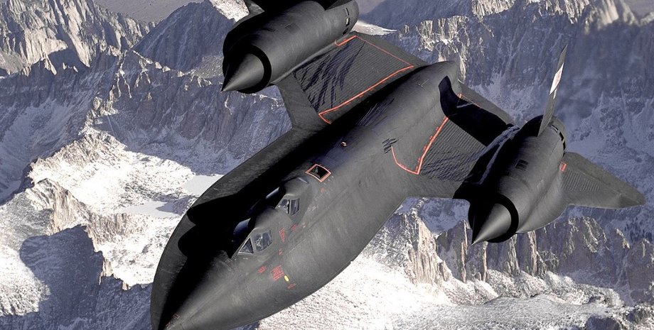 SR-71 Blackbird у небі