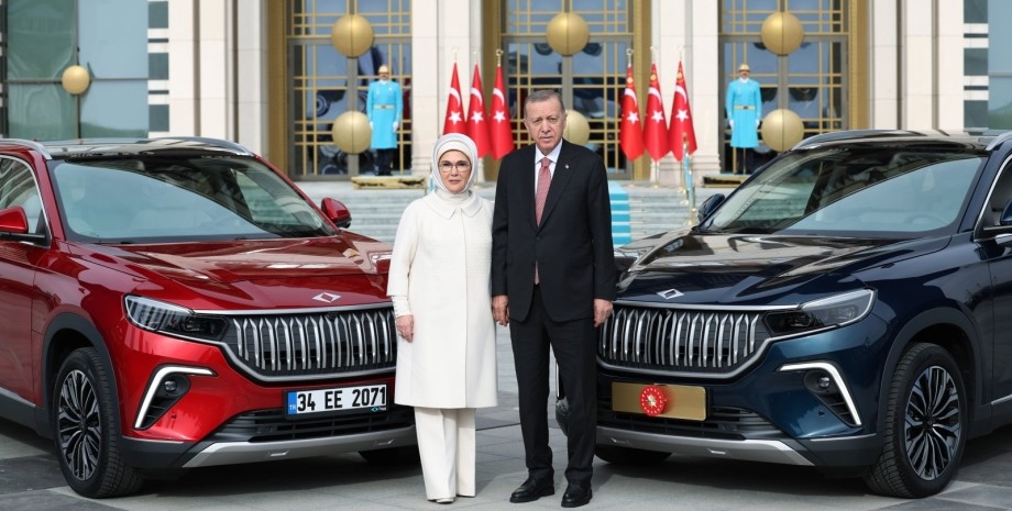 Ердоган та турецький електромобіль, турецький електромобіль, перший турецький автомобіль, TOGG T10 X