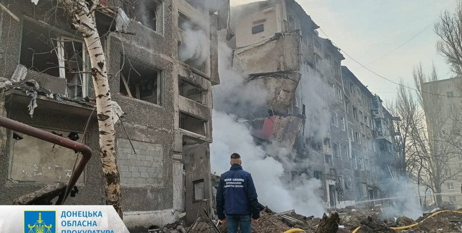 Дом в Селидово, руины в Селидово, обстрел Селидово, РФ обстреляла Селидово, РФ жертвы обстрела Селидово, РФ жертвы обстрела Селидово