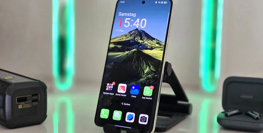 смартфон OnePlus 13