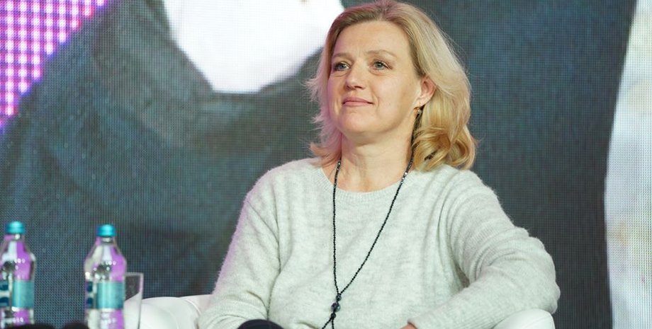 Юлия Лапутина