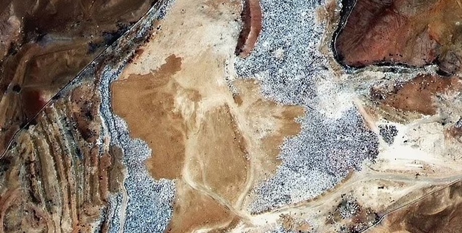 чили, свалка одежды чили