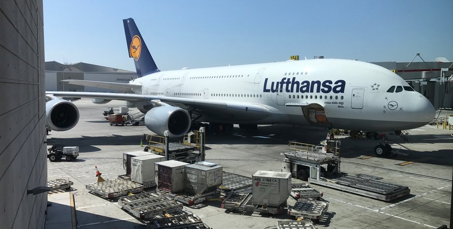 Фото: liveandletsfly.boardingarea