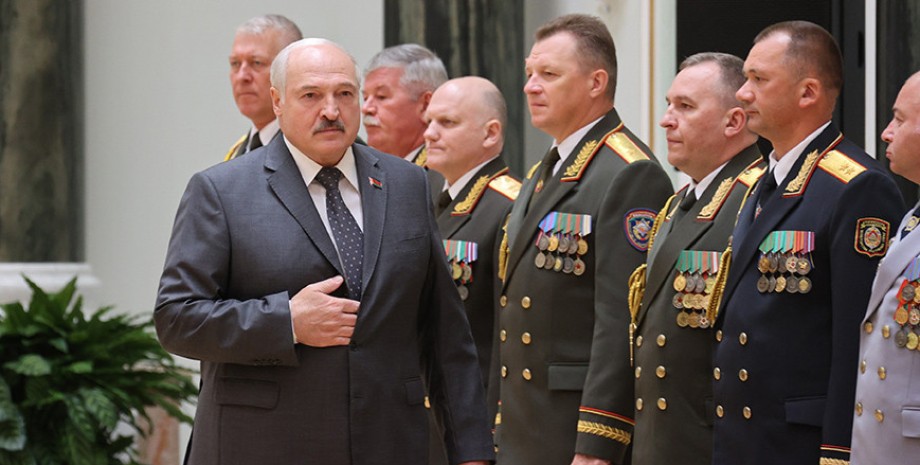 Олександр Лукашенко, Білорусь готується до нападу, плани НАТО, участь Білорусі у війні