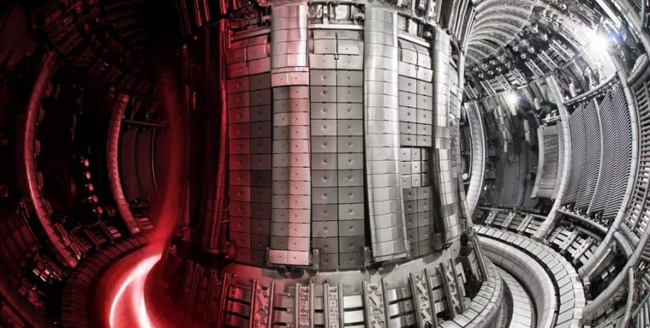 термоядерный реактор JET