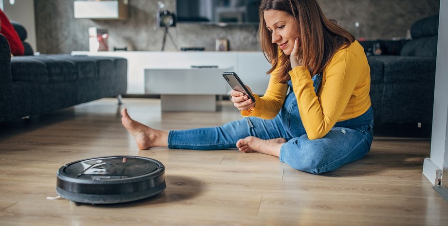 гаджети, електронні помічники, електронні пристрої, робот-пилосос