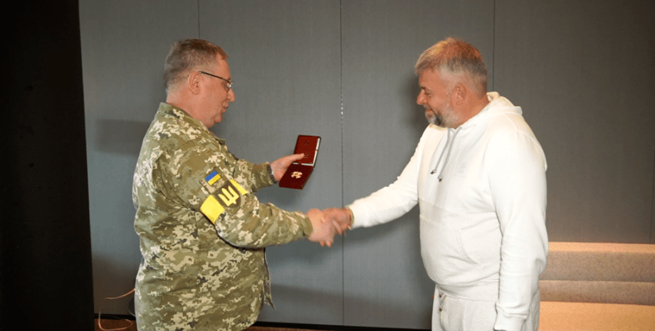 Президент ФК "Рух" Григорій Козловський отримав "Знак пошани" за допомогу ЗСУ